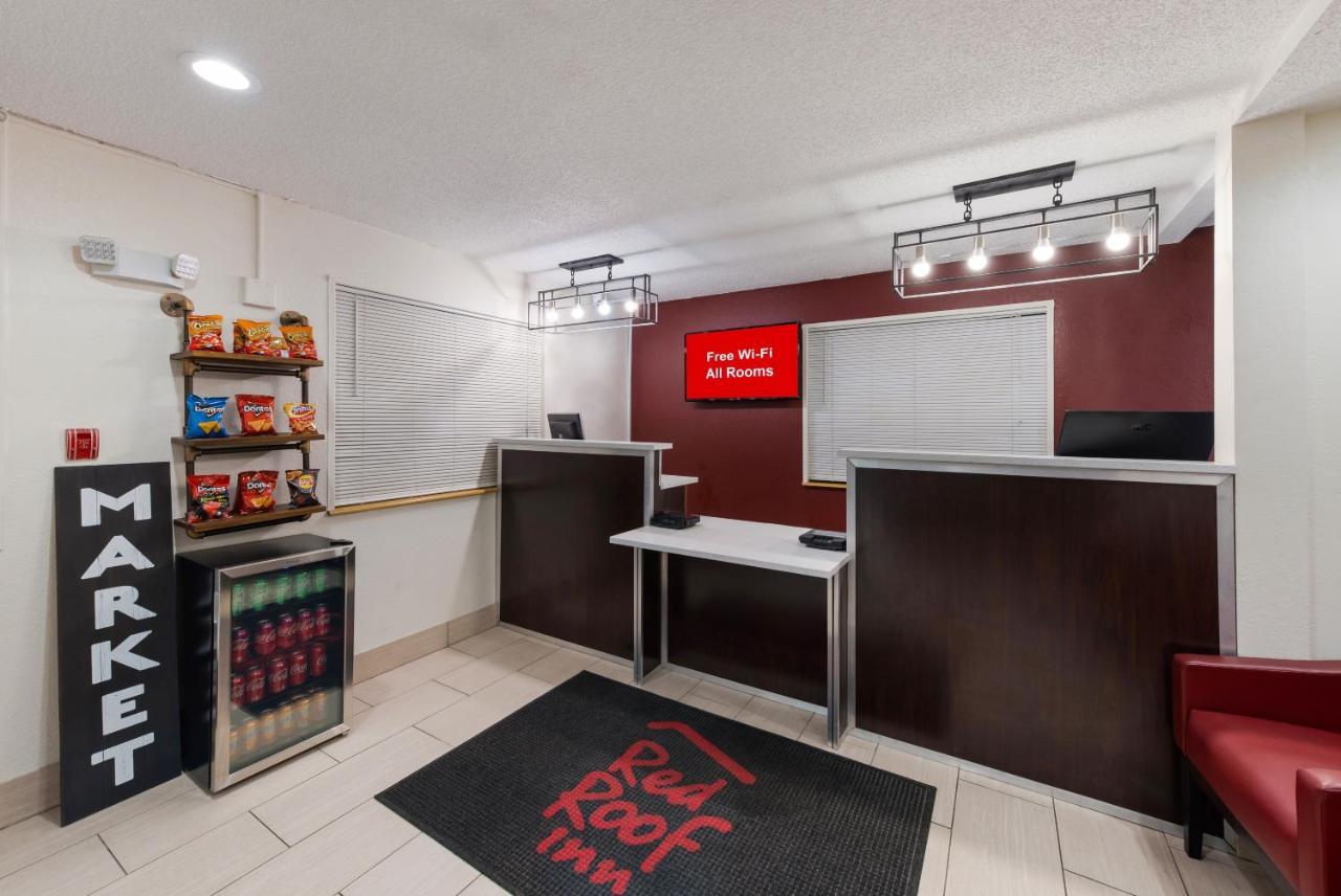 芬得雷红顶酒店 芬德利 外观 照片